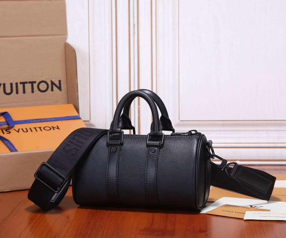 Louis Vuitton Aerogram Keepall XS Noir M80950 Replica Shoulder Bag