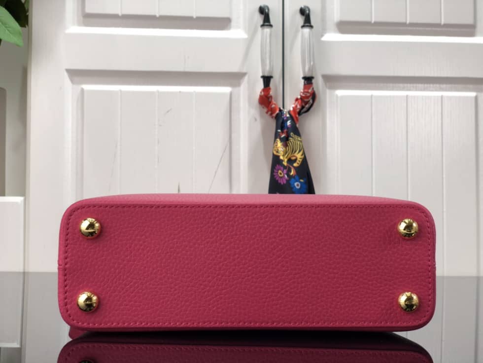 Louis Vuitton Capucines BB M59440 Replica Shoulder Bag