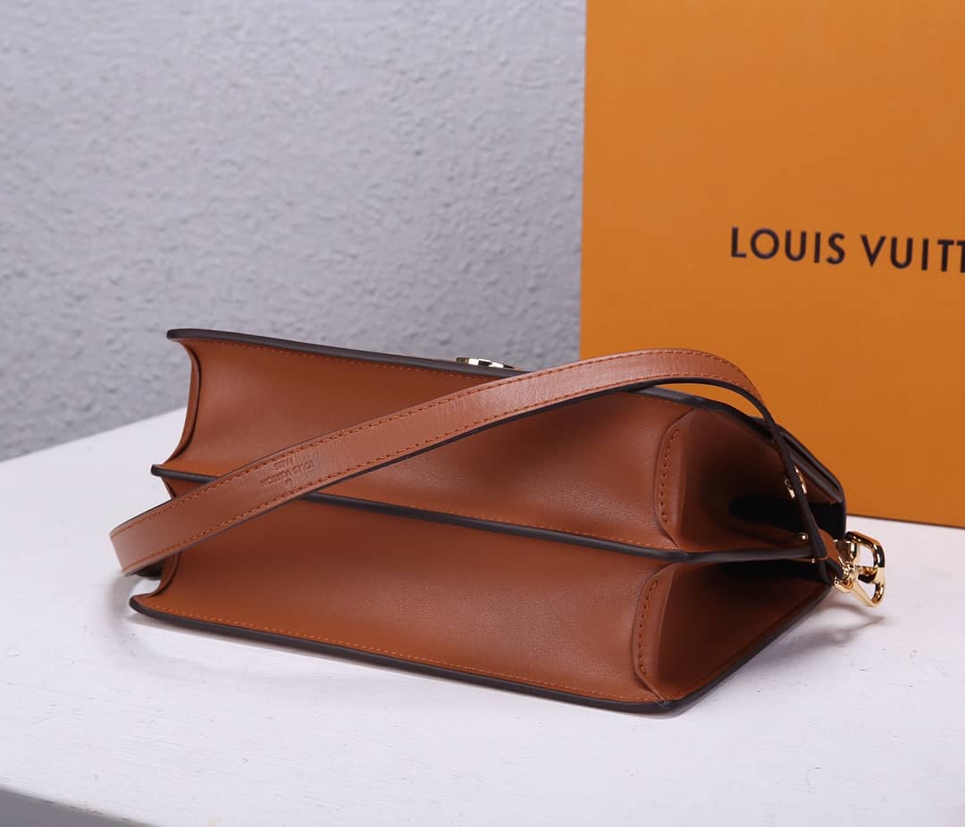 Louis Vuitton Monogram MM Reverse Dauphine Shoulder Bag Replica M44391