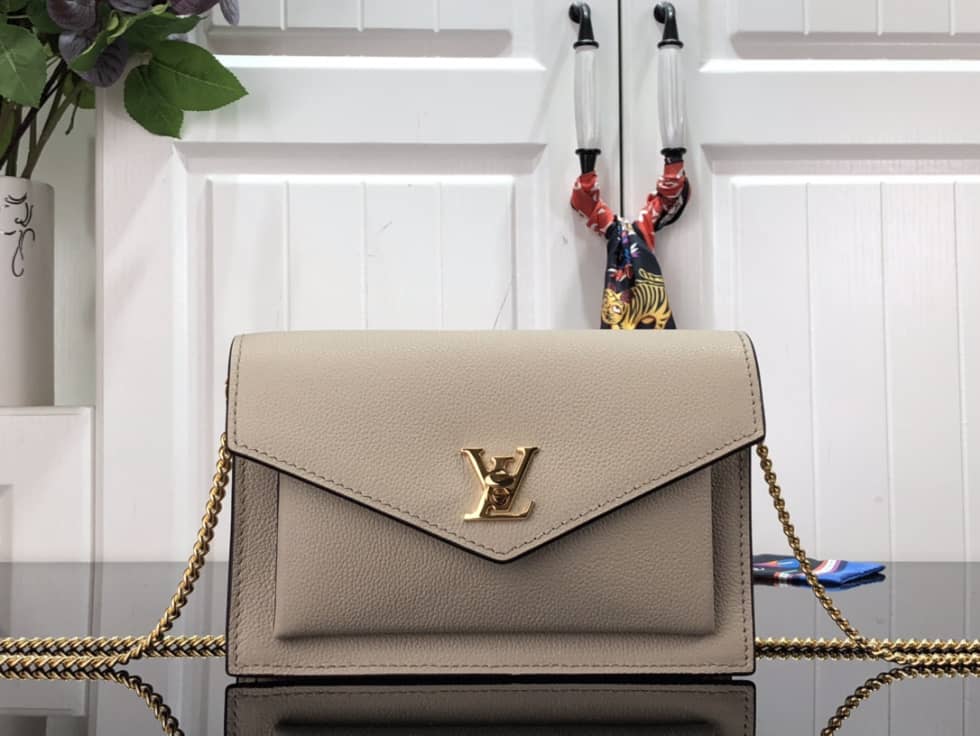 Louis Vuitton Mylockme Chain Pochette M63471 Replica Crossbody Bag