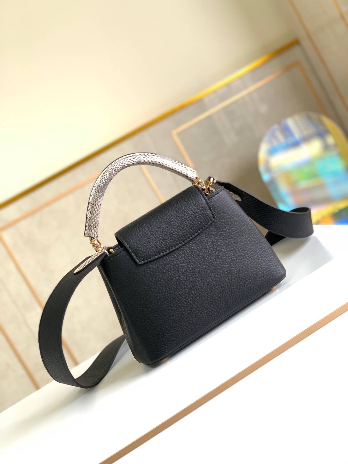 Louis Vuitton Capucines Mini Replica Bag Black M55921