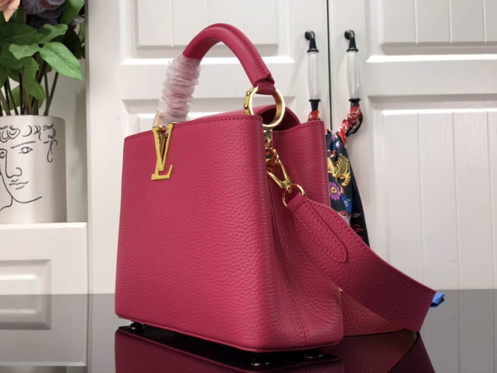 Louis Vuitton Capucines BB M59440 Replica Shoulder Bag