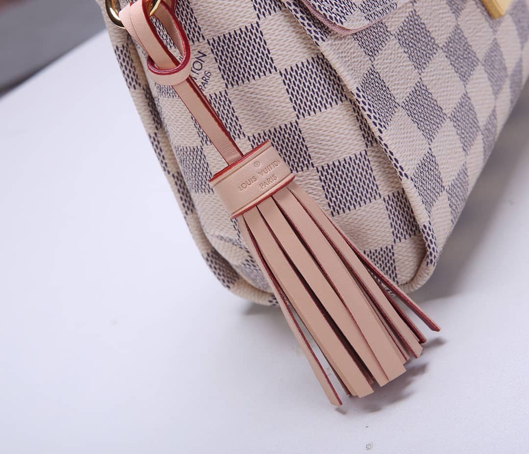 Louis Vuitton Damier Croisette Replica Shoulder Handbag White N41581