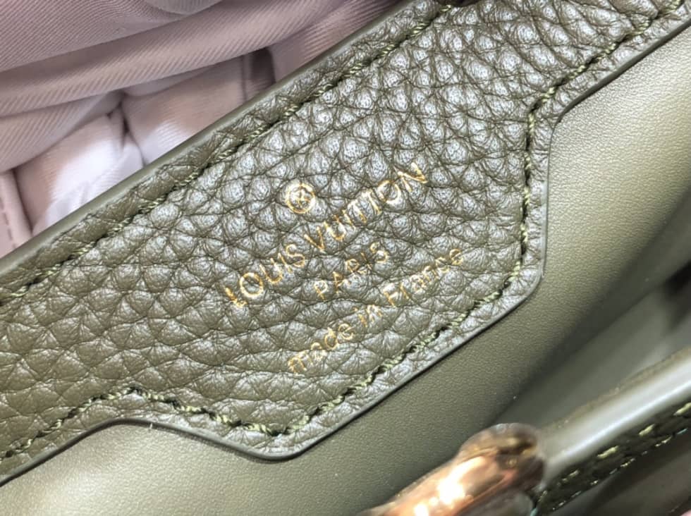 Louis Vuitton Capucines BB M58578 Replica Shoulder Bag