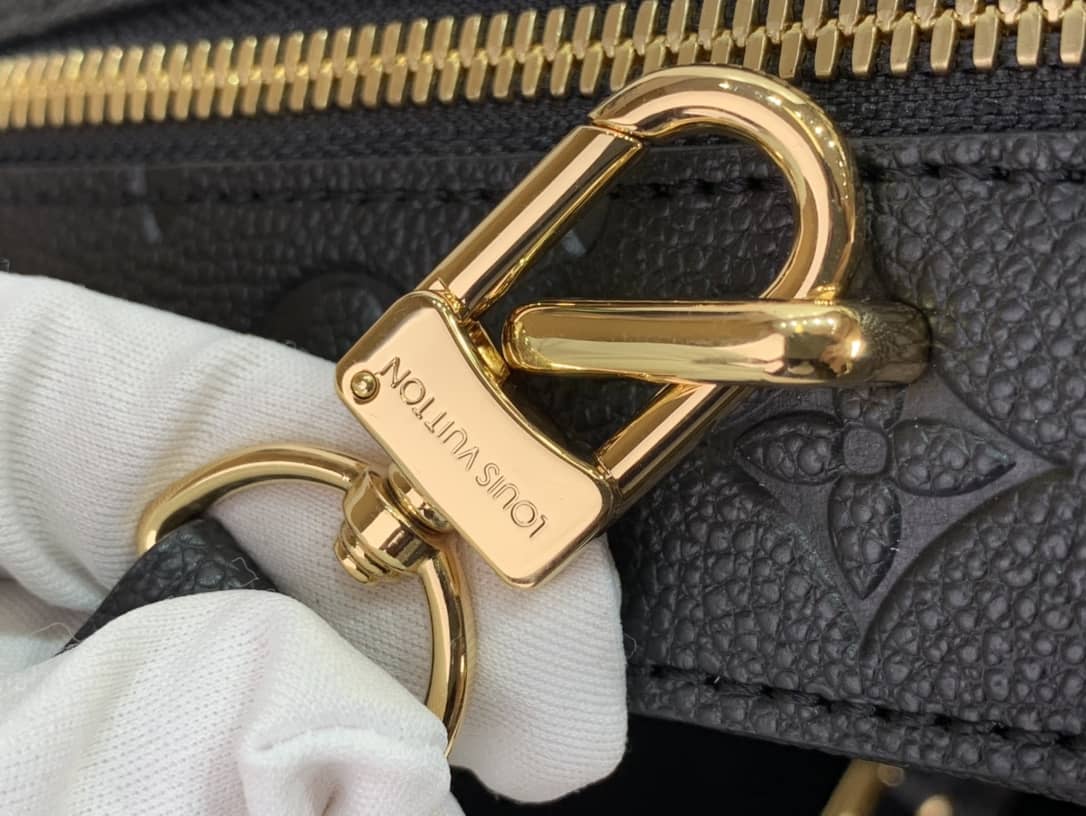 Louis Vuitton Crossbody Dupe X NBA Handle Trunk Ball Grain Leather  M57971(ColaReps)