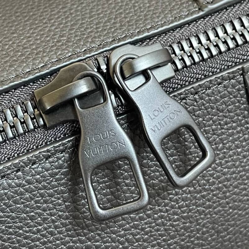 Louis Vuitton City Keepall Leather Replica Bag M57082