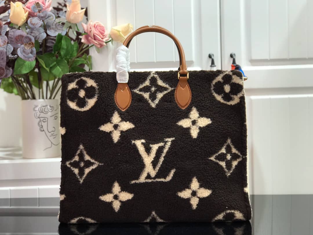 Louis Vuitton Onthego Teddy Shearling Limited GM Tote Replica Black M55421