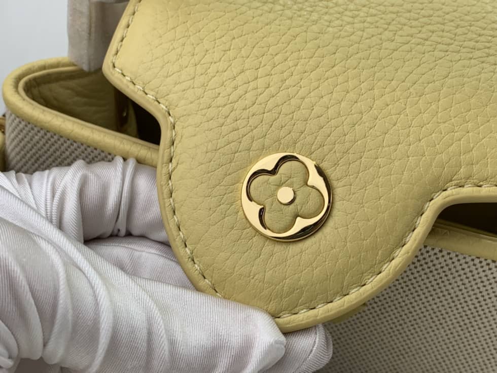 Louis Vuitton Capucines Mini Yellow M59872 Replica Shoulder Bag