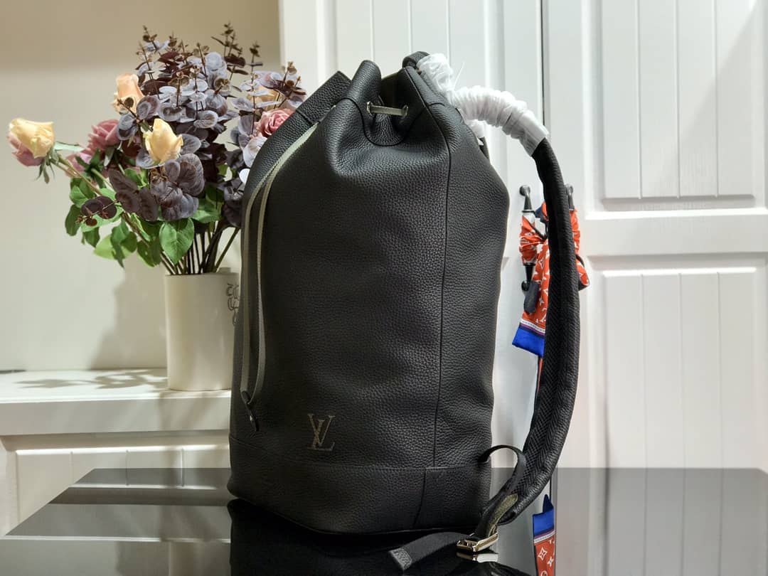 Louis Vuitton Noe Replica Backpack Black Taurillon Leather M55171