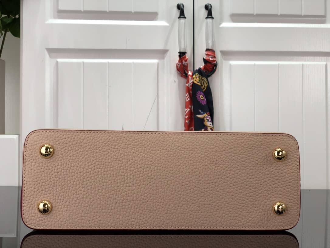 Louis Vuitton Capucines MM Replica Bag M58608
