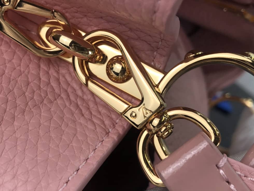 Louis Vuitton Capucines BB M59065 Replica Shoulder Bag