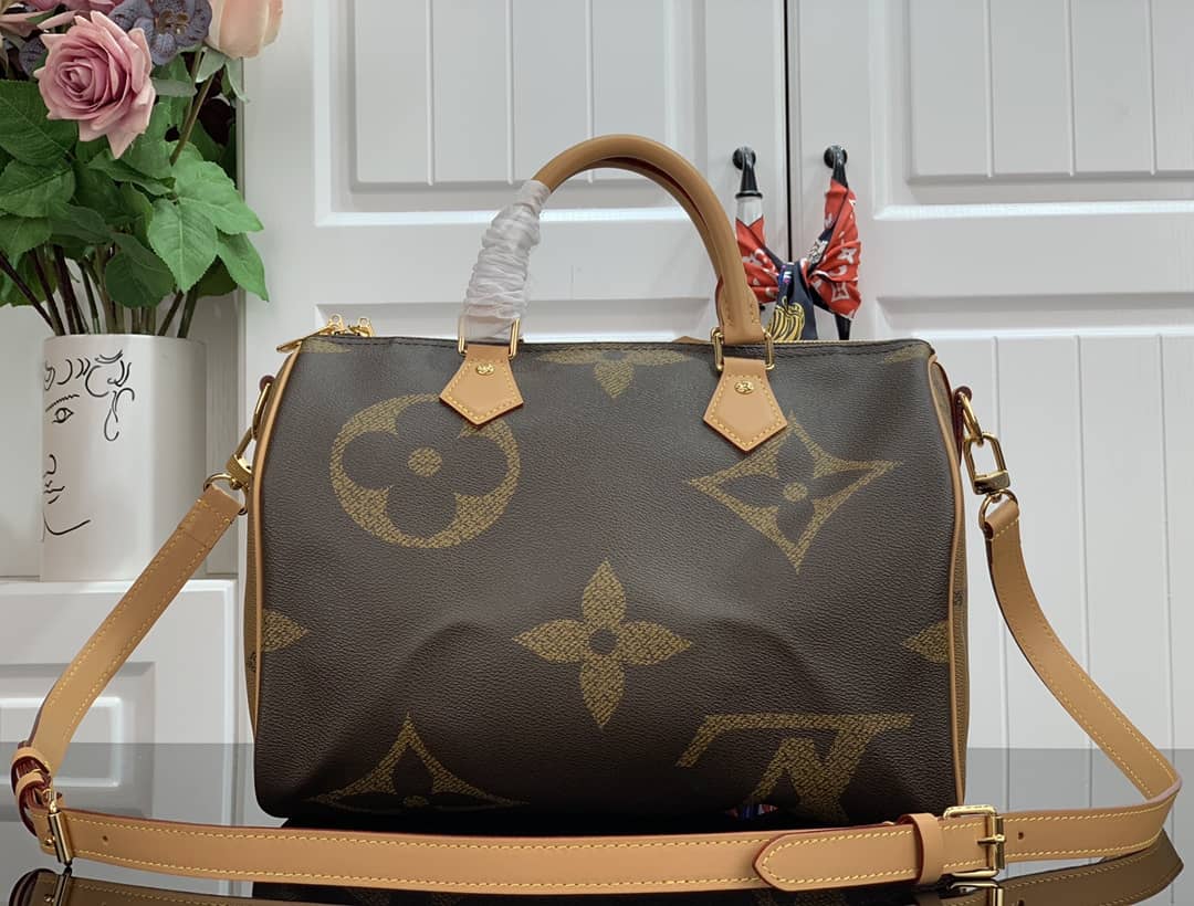 Louis Vuitton Monogram Giant Speedy Bandouliere 30 Replica Bag M44602
