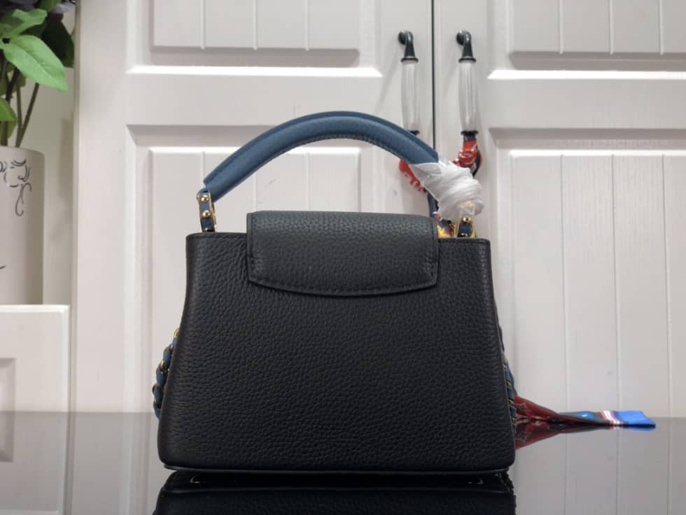 Louis Vuitton Capucines Mini M59709 Replica Shoulder Bag