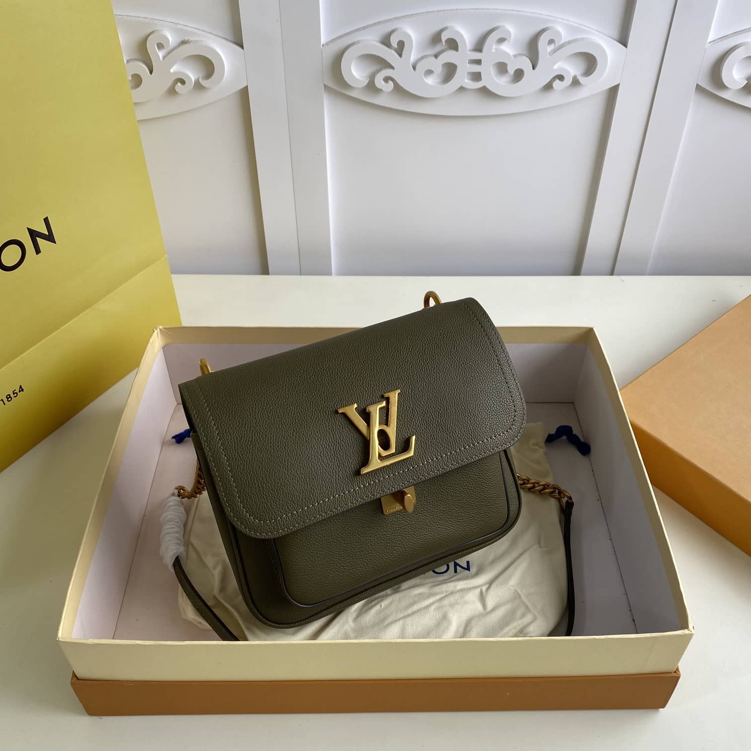 Louis Vuitton Lockme Chain PM Replica Bag Green M57073