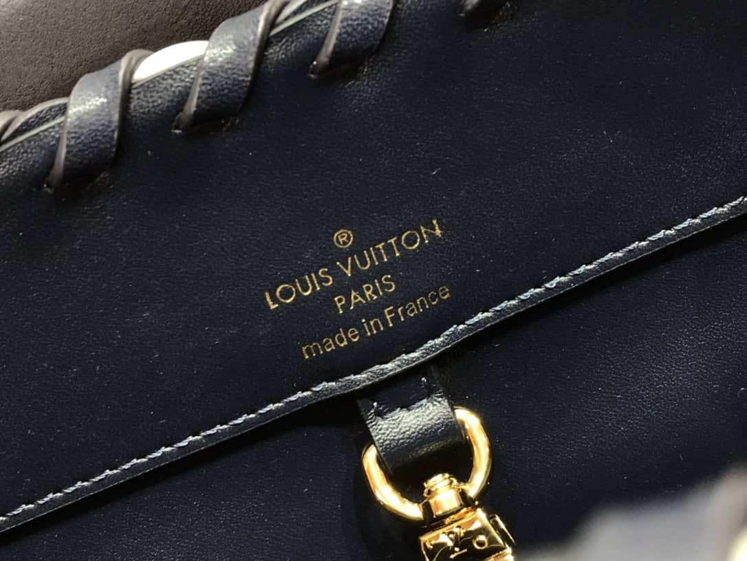 Louis Vuitton Capucines Taurillon Shoulder Bag Replica Blue M94519