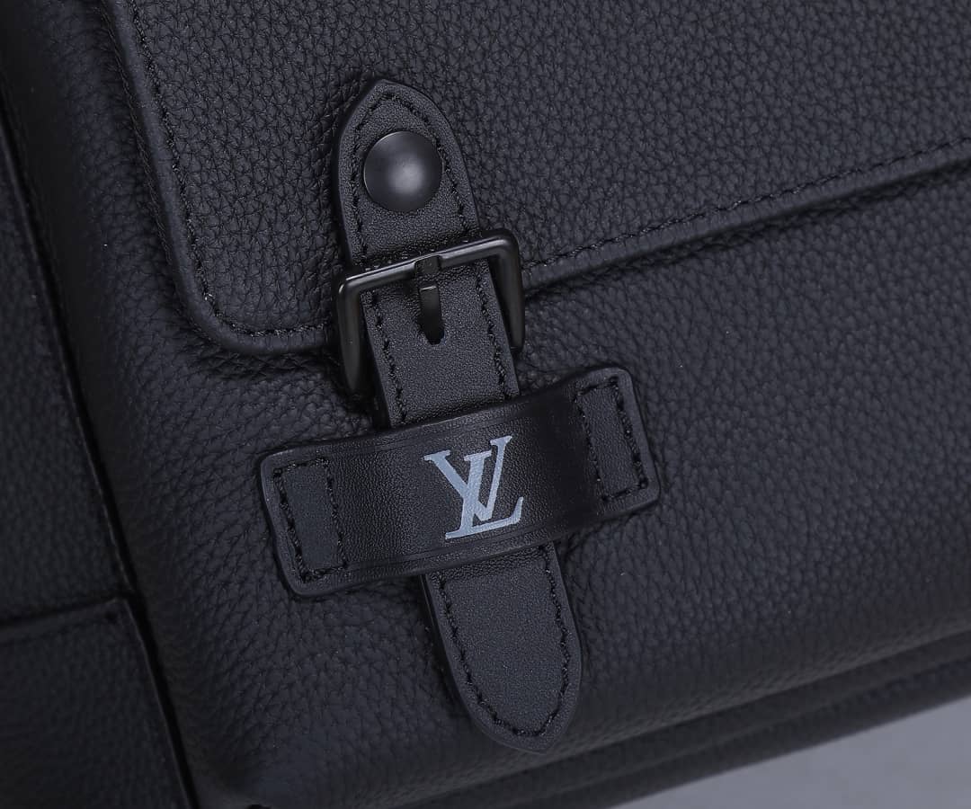 Louis Vuitton Christopher Slim Taurillon Leather Black M58644 Replica Backpack