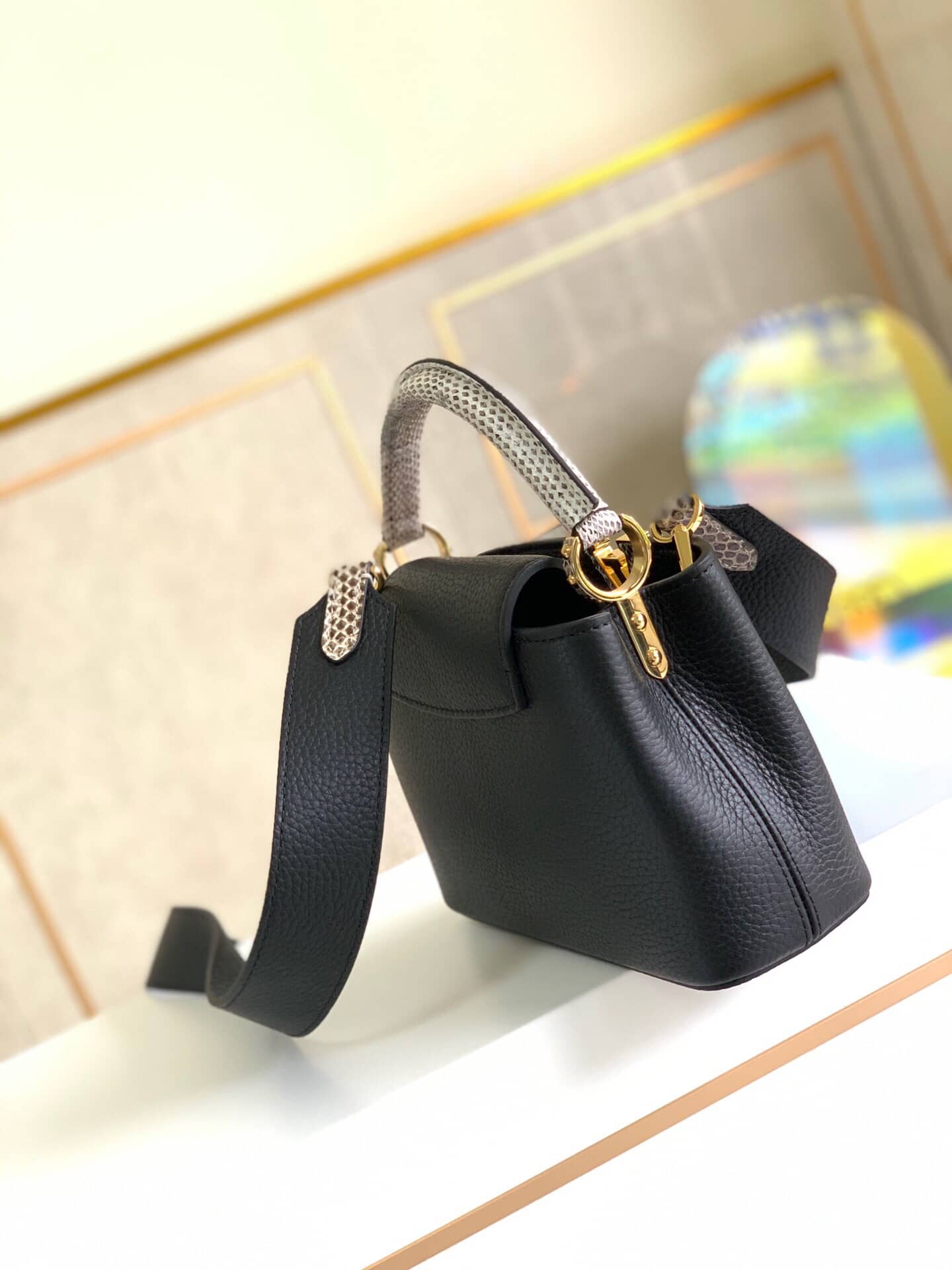 Louis Vuitton Capucines Mini Replica Bag Black M55921