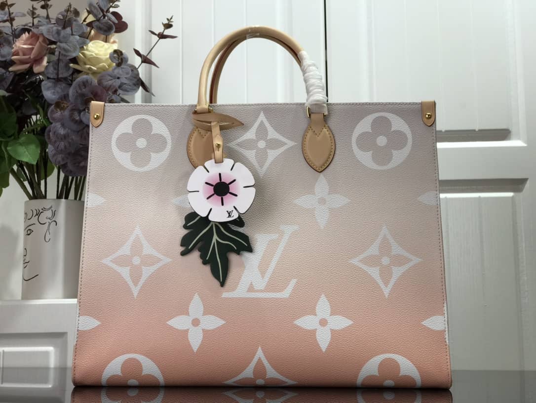 Louis Vuitton OnTheGo Gm By The Pool Tote Replica M57640