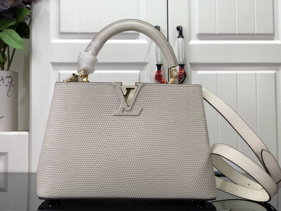 Louis Vuitton Capucines BB Collection N98093 Replica Shoulder Bag