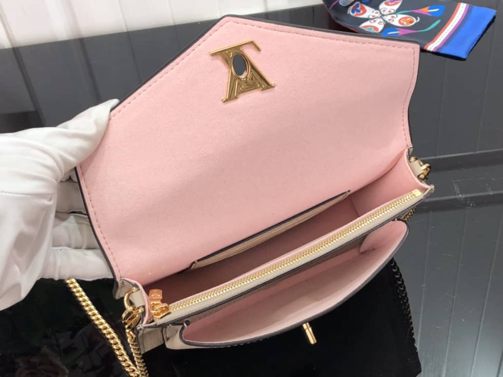 Louis Vuitton Mylockme Chain Pochette M63471 Replica Crossbody Bag