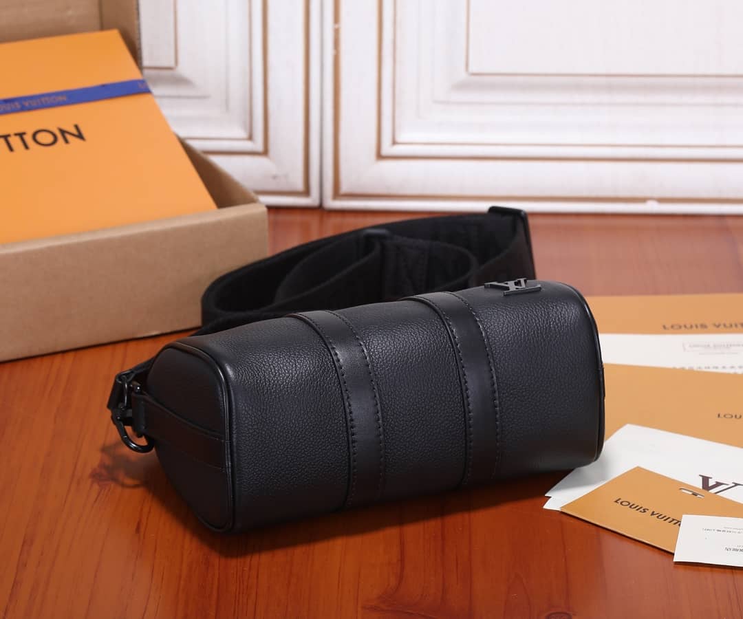 Louis Vuitton Aerogram Keepall XS Noir M80950 Replica Shoulder Bag