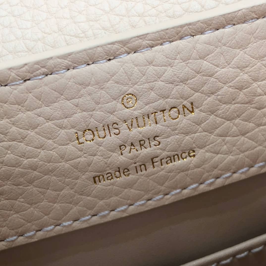 Louis Vuitton Capucines MM Taurillon Leather Tote M94227