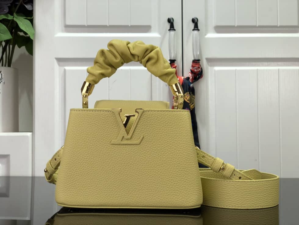 Louis Vuitton Capucines Mini Yellow M58586 Replica Shoulder Bag