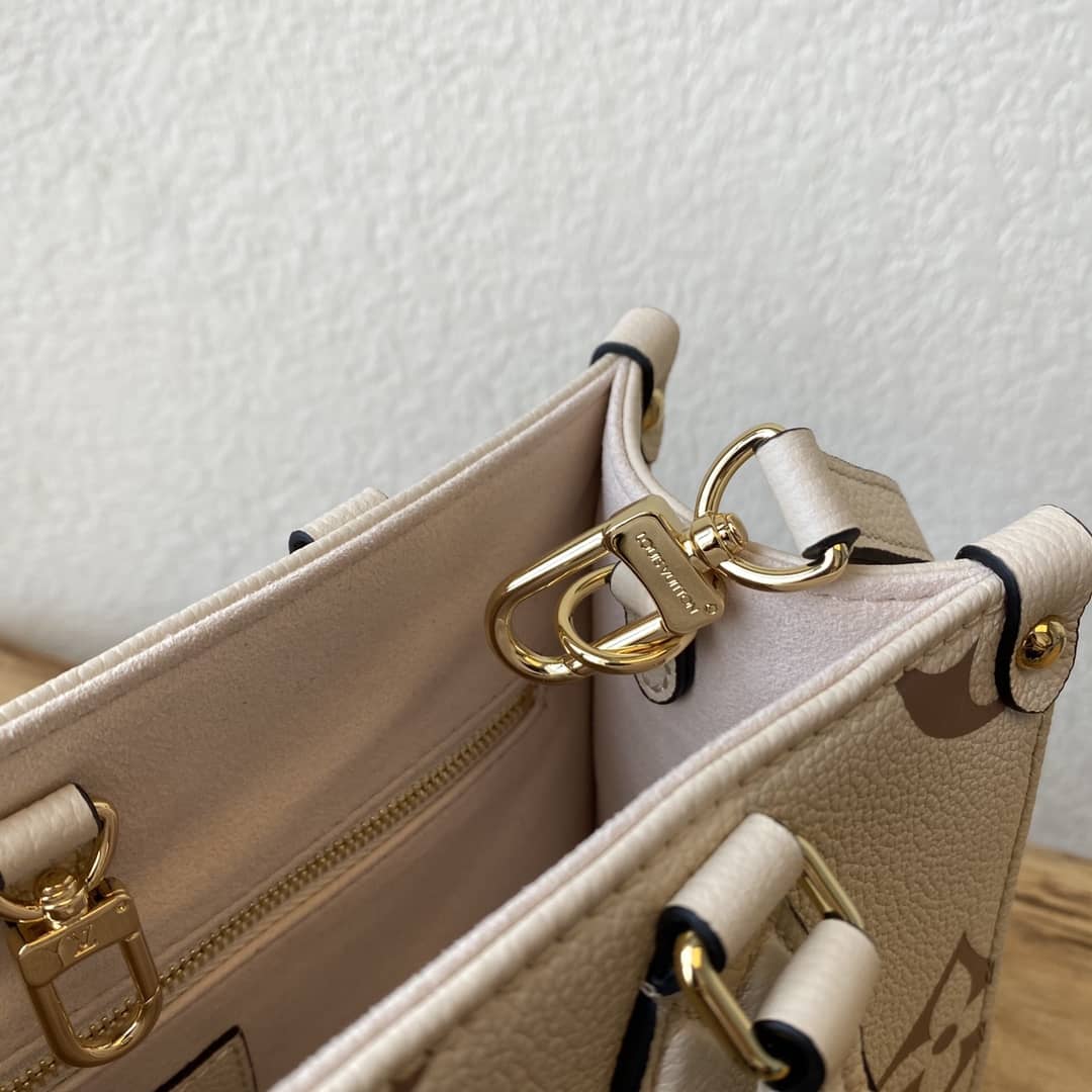 Louis Vuitton Mini Onthego Tote Replica White M45560