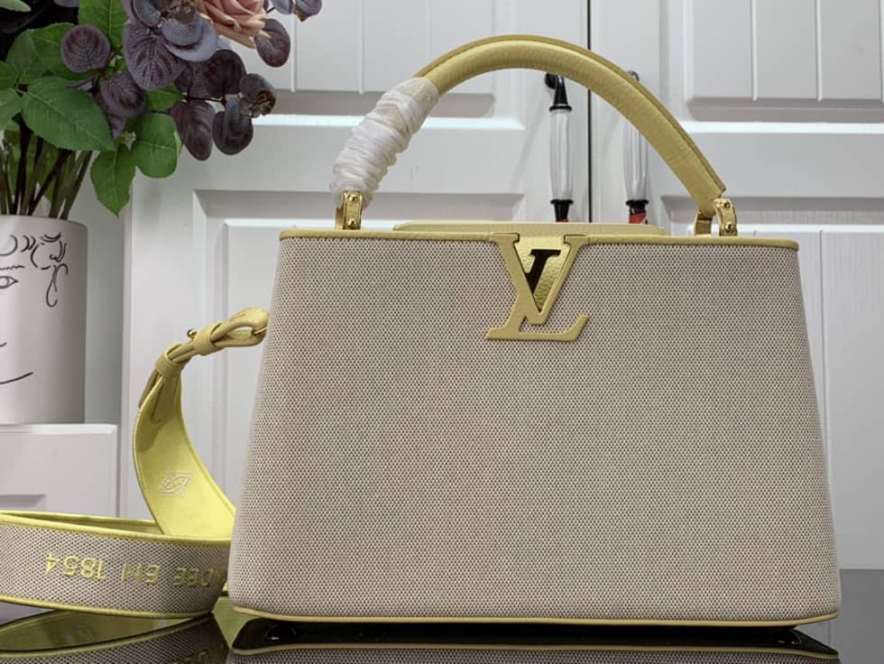 Louis Vuitton Capucines MM Yellow M59872 Replica Shoulder Bag