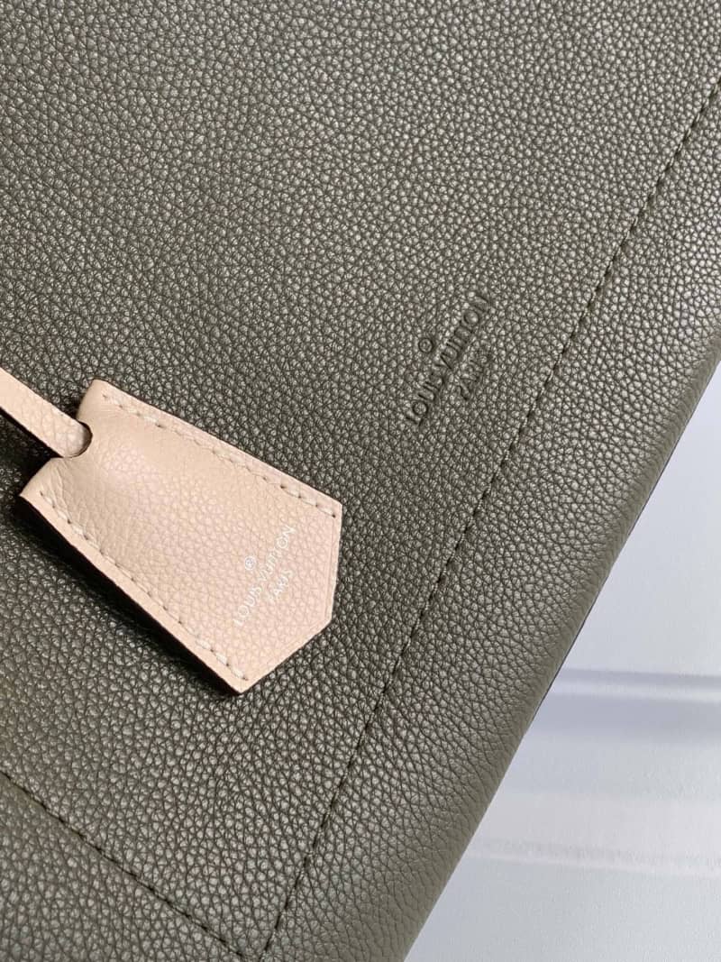 Louis Vuitton Lockme Day Tote Replica Green M53730