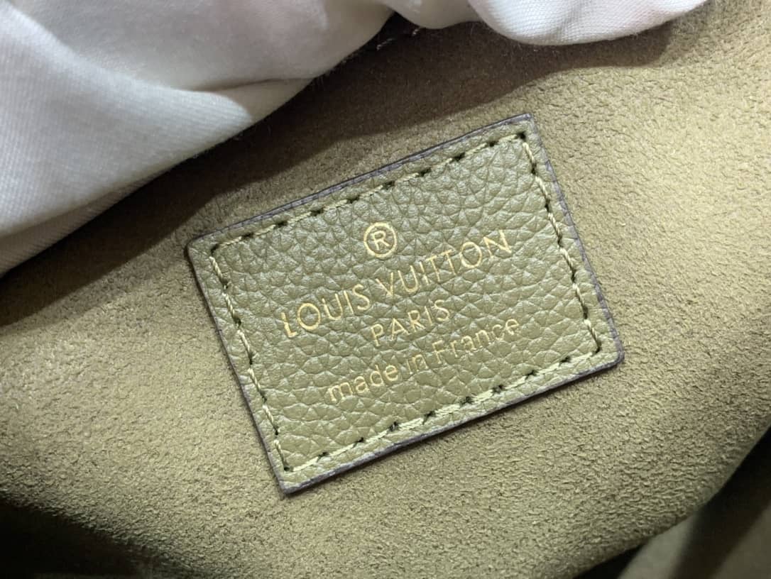 Louis Vuitton Lockme Chain PM Replica Handbag Green M57073