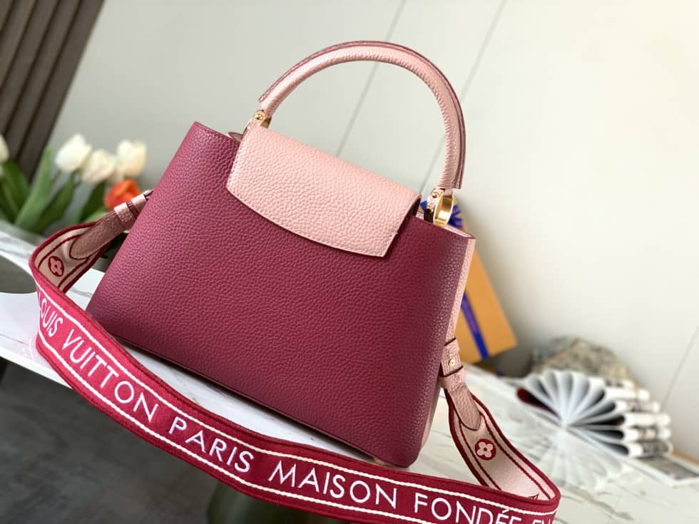 Louis Vuitton Capucines MM Beige And Wine red M58610 Replica Crossbody Bag
