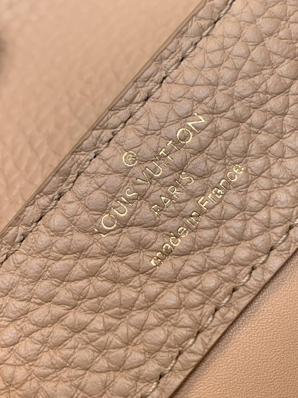 Louis Vuitton Capucines Mini Python Skin N95509 Replica Crossbody Bag