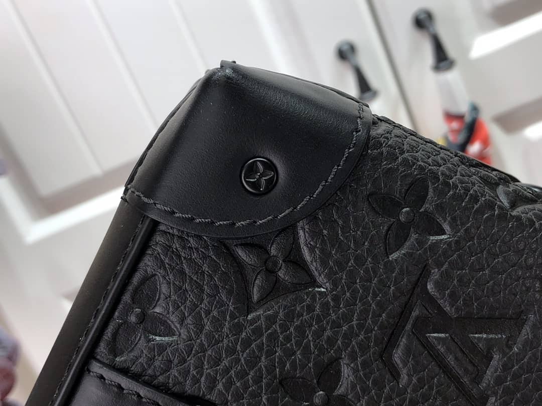 Louis Vuitton Soft Trunk Replica Wallet Black M30697