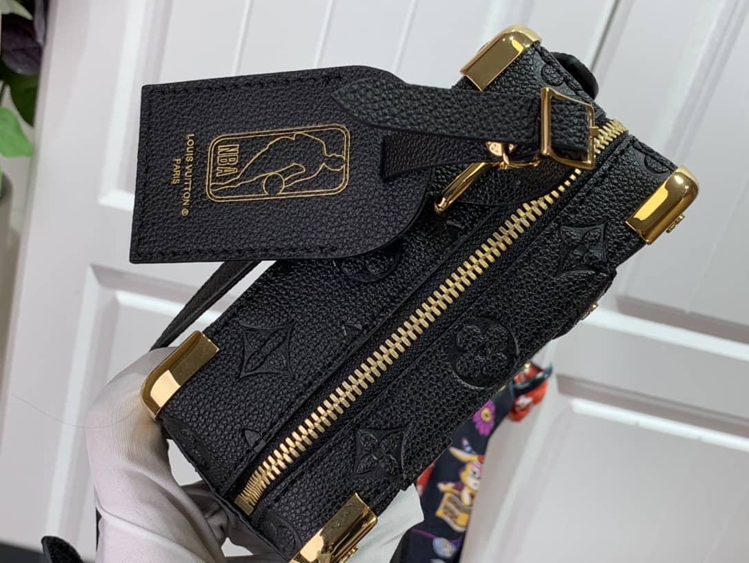 Louis Vuitton Crossbody Dupe X NBA Handle Trunk Ball Grain Leather  M57971(ColaReps)