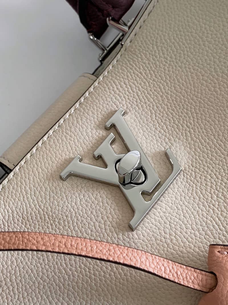 Louis Vuitton Lockme Day 2Way Bag Replica M53647