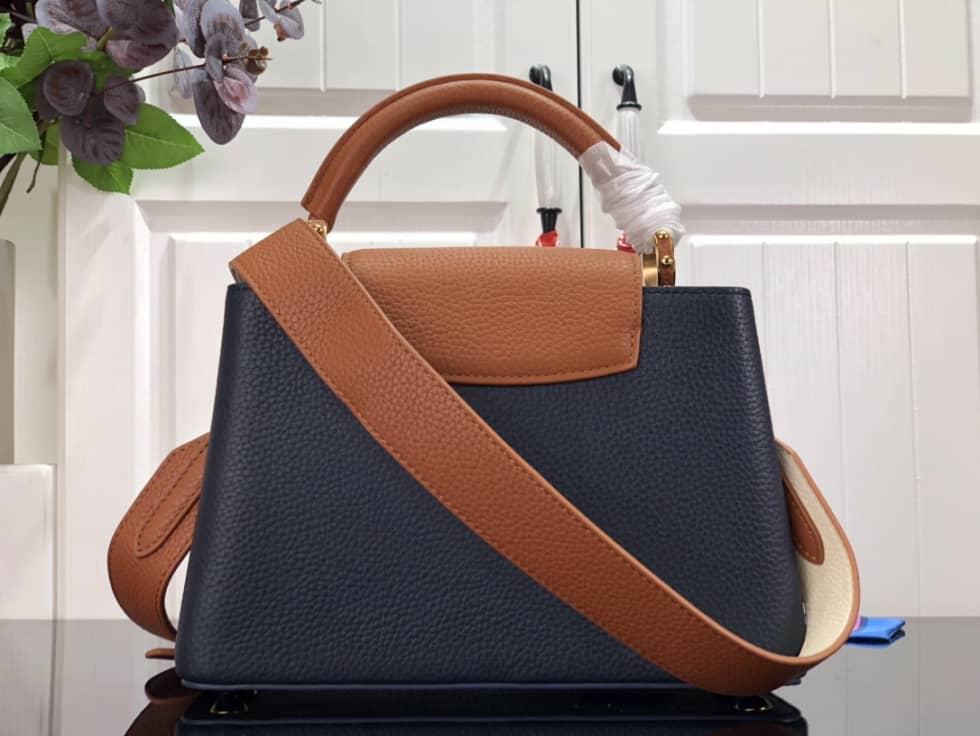 Louis Vuitton Capucines BB M58578 Replica Shoulder Bag