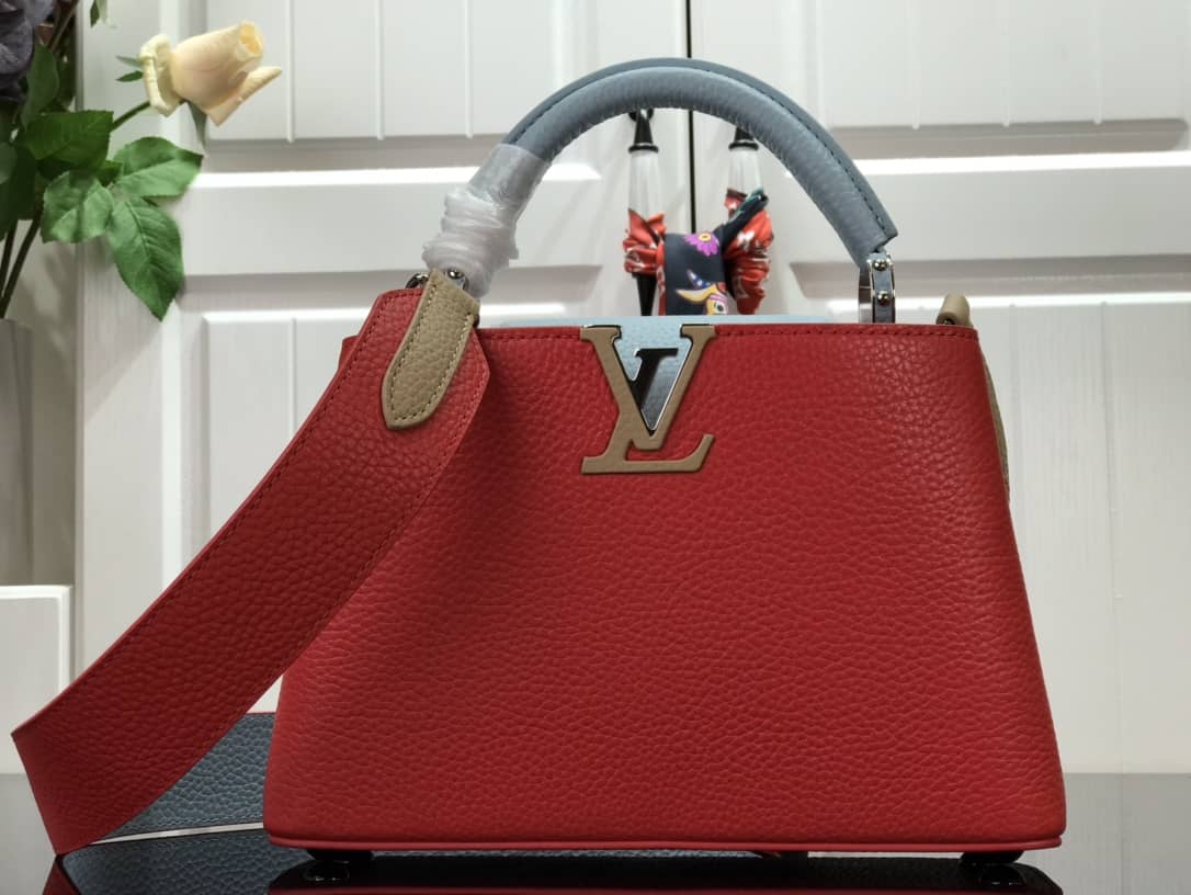 Louis Vuitton Capucines Mini Taurillon Leather Replica Bag Red M57520