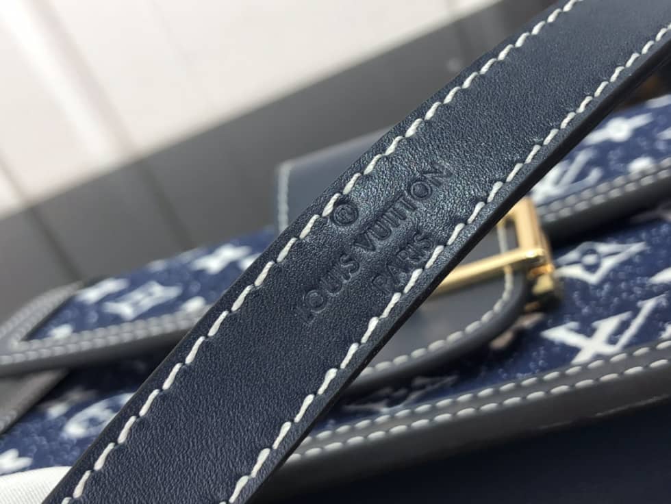 Louis Vuitton Dauphine MM Denim Leather M59631 Replica Shoulder Bag