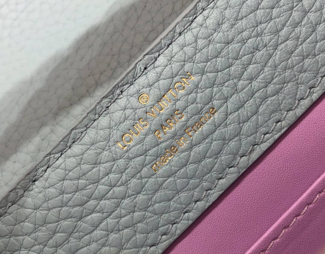 Louis Vuitton Capucines Mini M57945 Replica Shoulder Bag