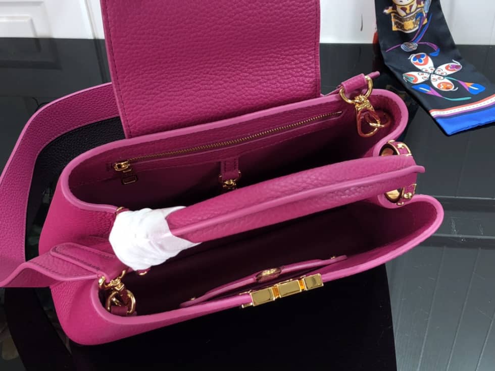 Louis Vuitton Capucines BB Rose M59066 Replica Shoulder Bag