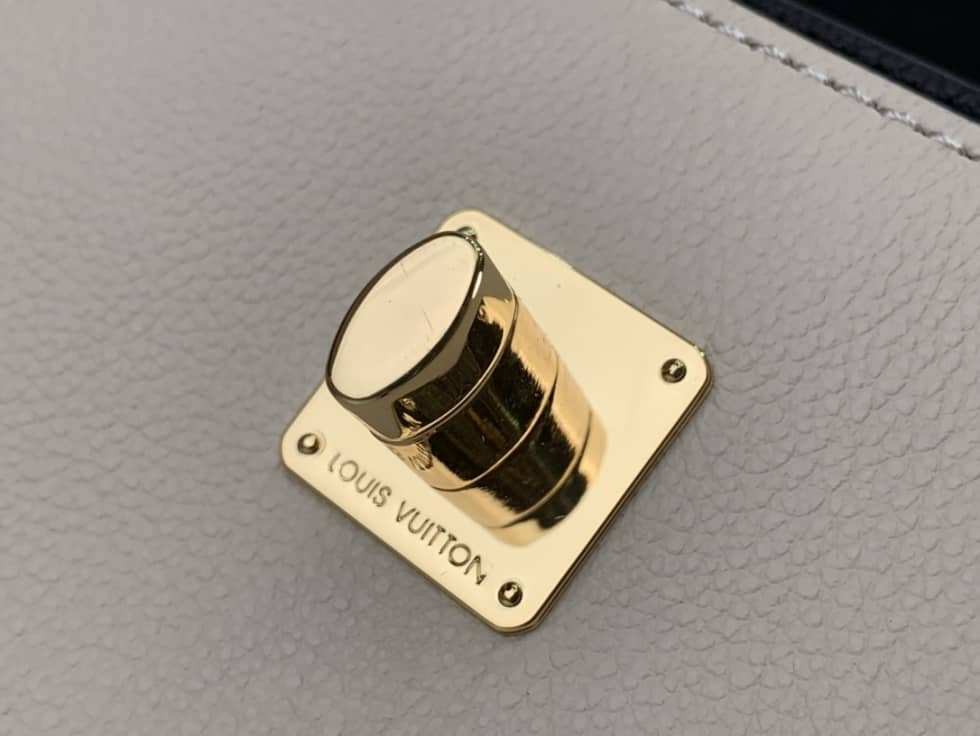 Louis Vuitton Lockme Tender Leather Black M58557 Replica Crossbody Bag
