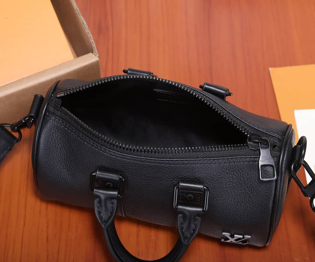 Louis Vuitton Aerogram Keepall XS Noir M80950 Replica Shoulder Bag