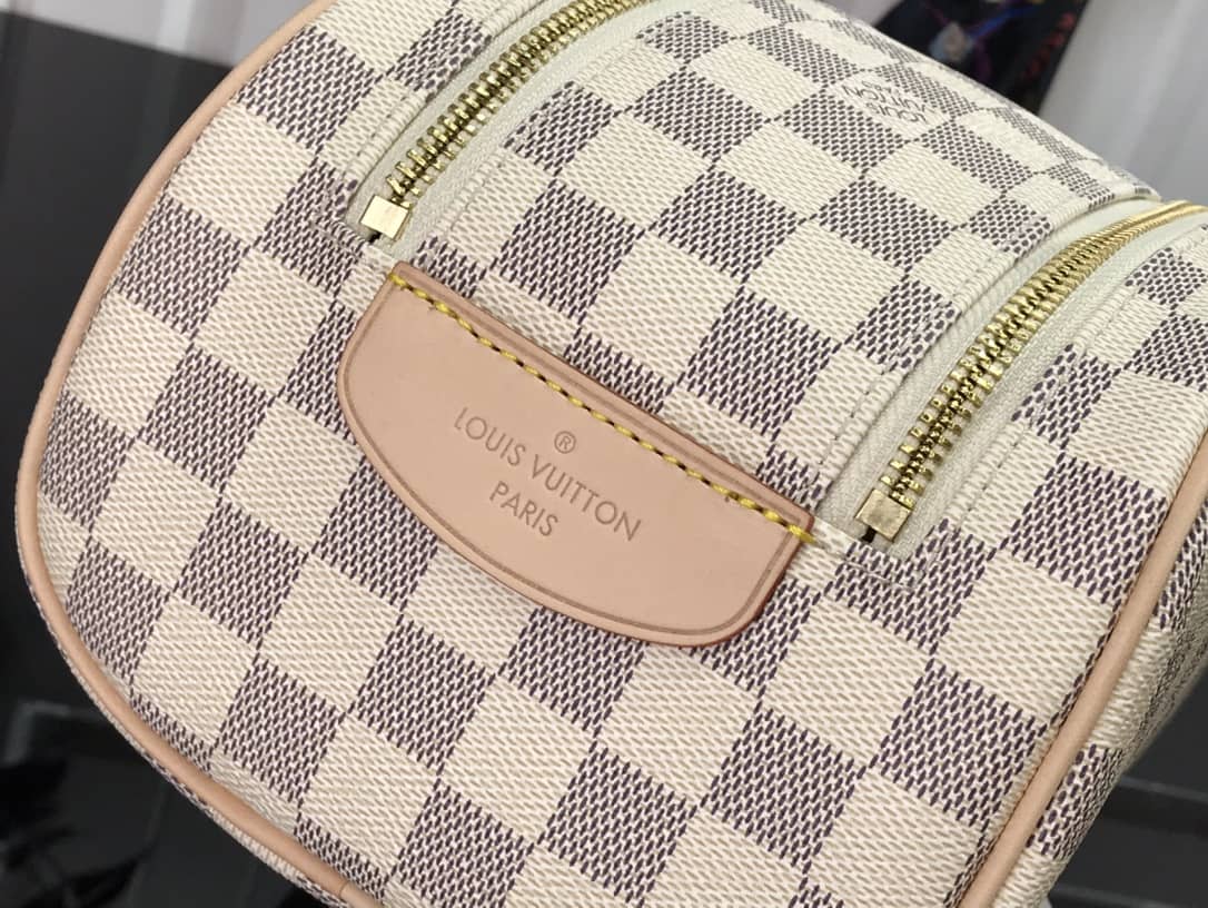 Louis Vuitton King Size Toiletry Bag Replica White M47528