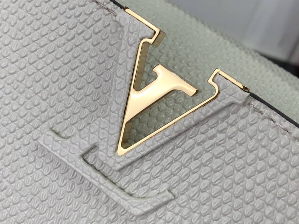 Louis Vuitton Capucines Mini Collection N98093 Replica Shoulder Bag