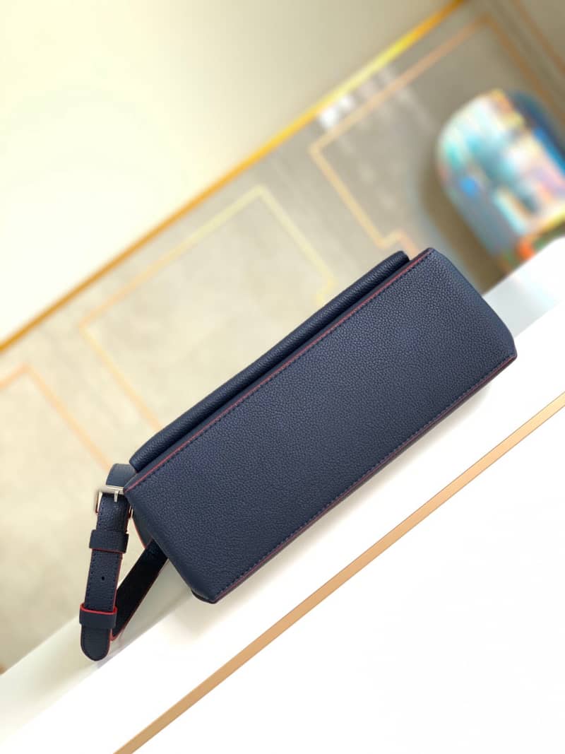 Louis Vuitton Mylockme Medium Leather Crossbody Bag Replica M53197