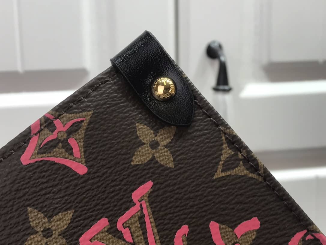 Louis Vuitton Monogram Giant Canvas Onthego MM Bag Replica M45039