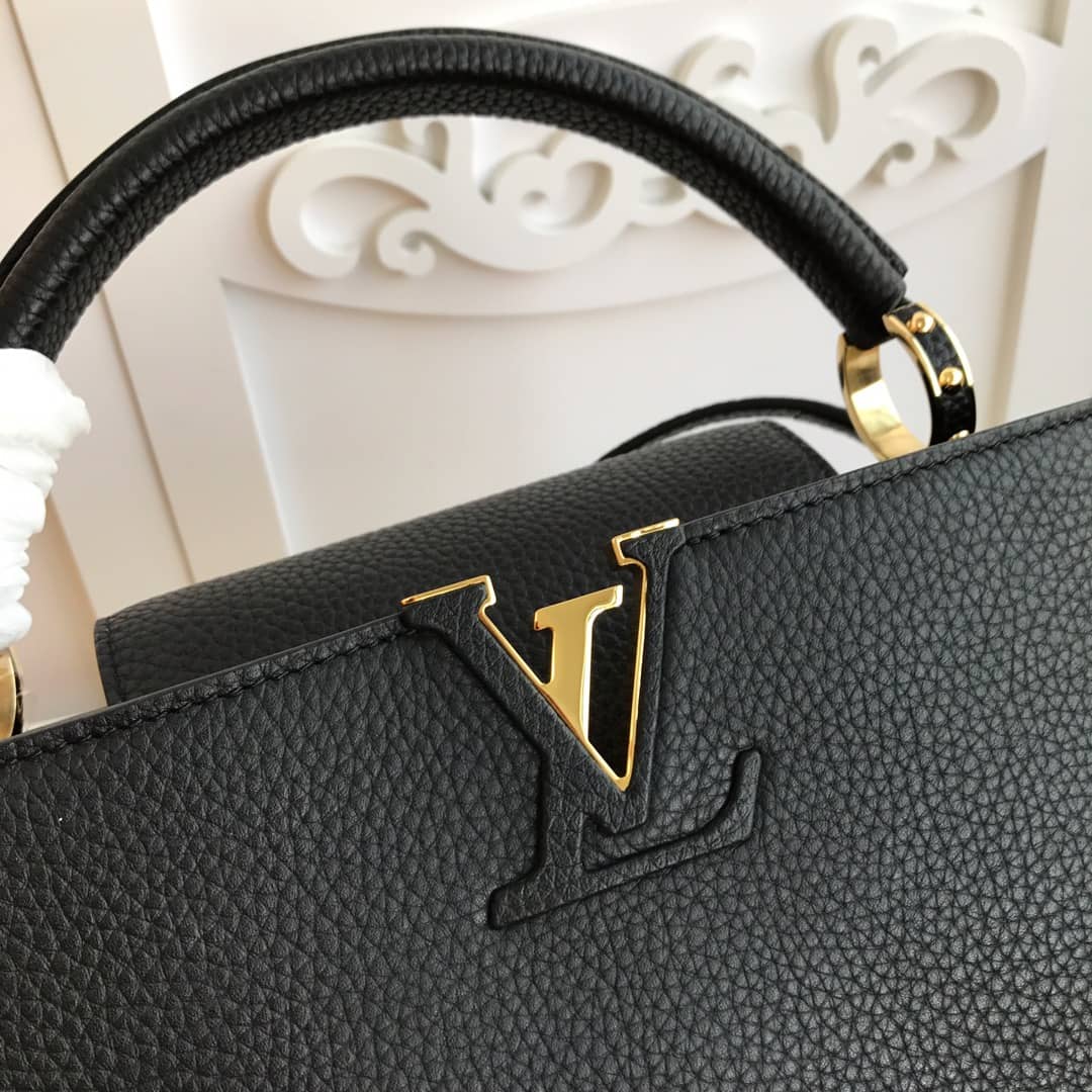 Louis Vuitton Capucines MM Bag Black Replica M48864