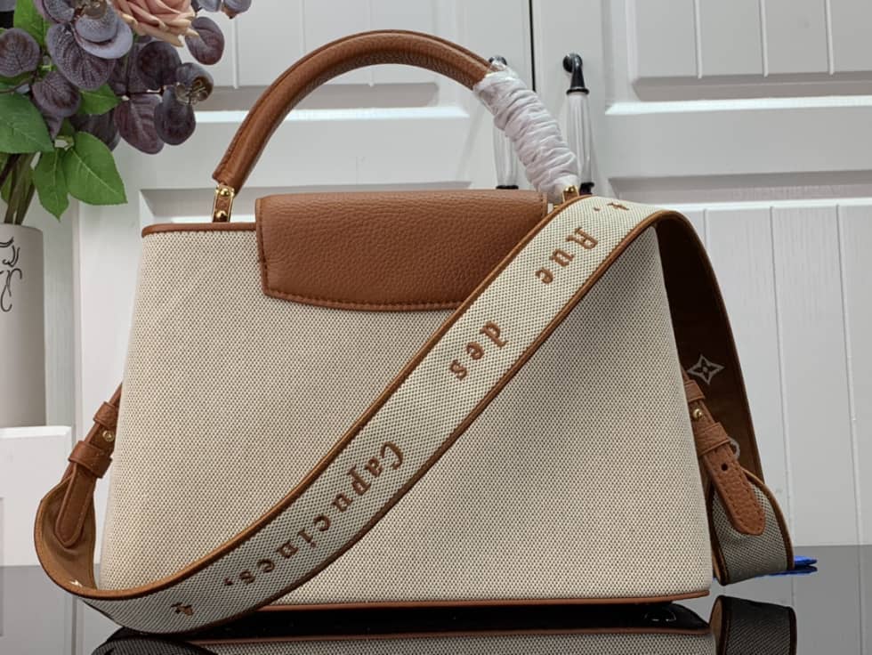 Louis Vuitton Capucines MM M59872 Replica Shoulder Bag