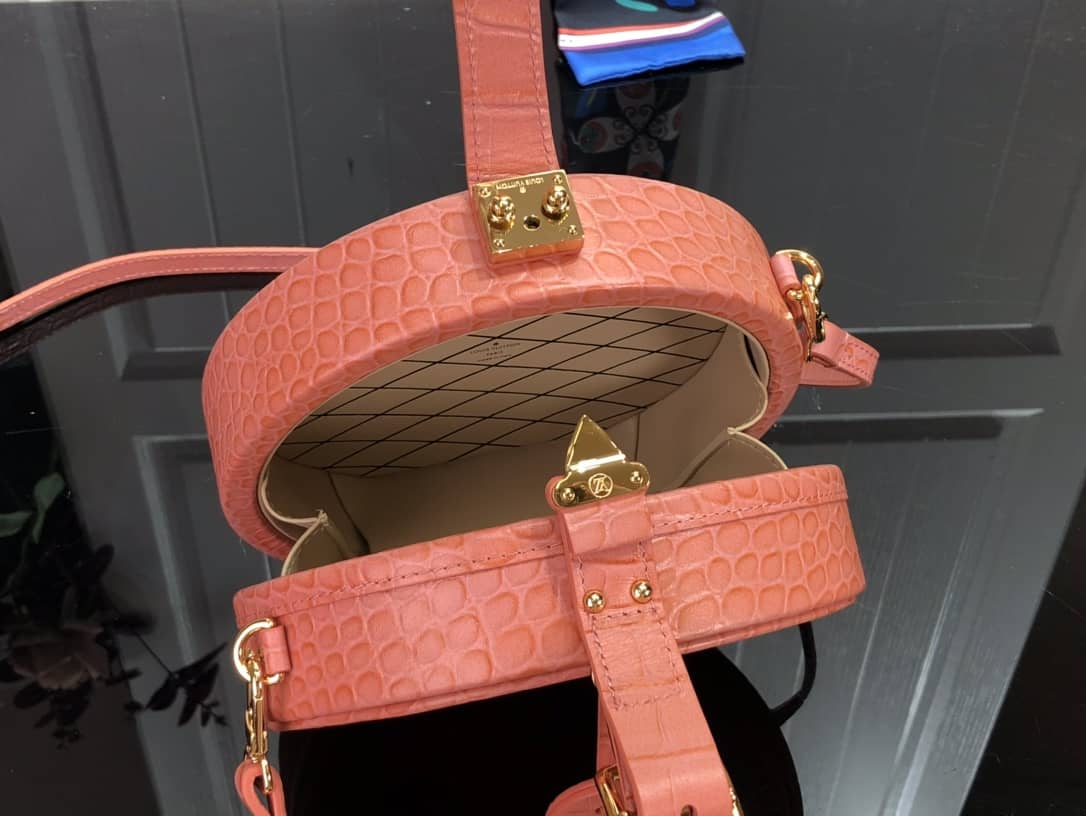 Louis Vuitton Petite Boite Chapeau Crocodilien Brillant Replica Bag Pink N93597